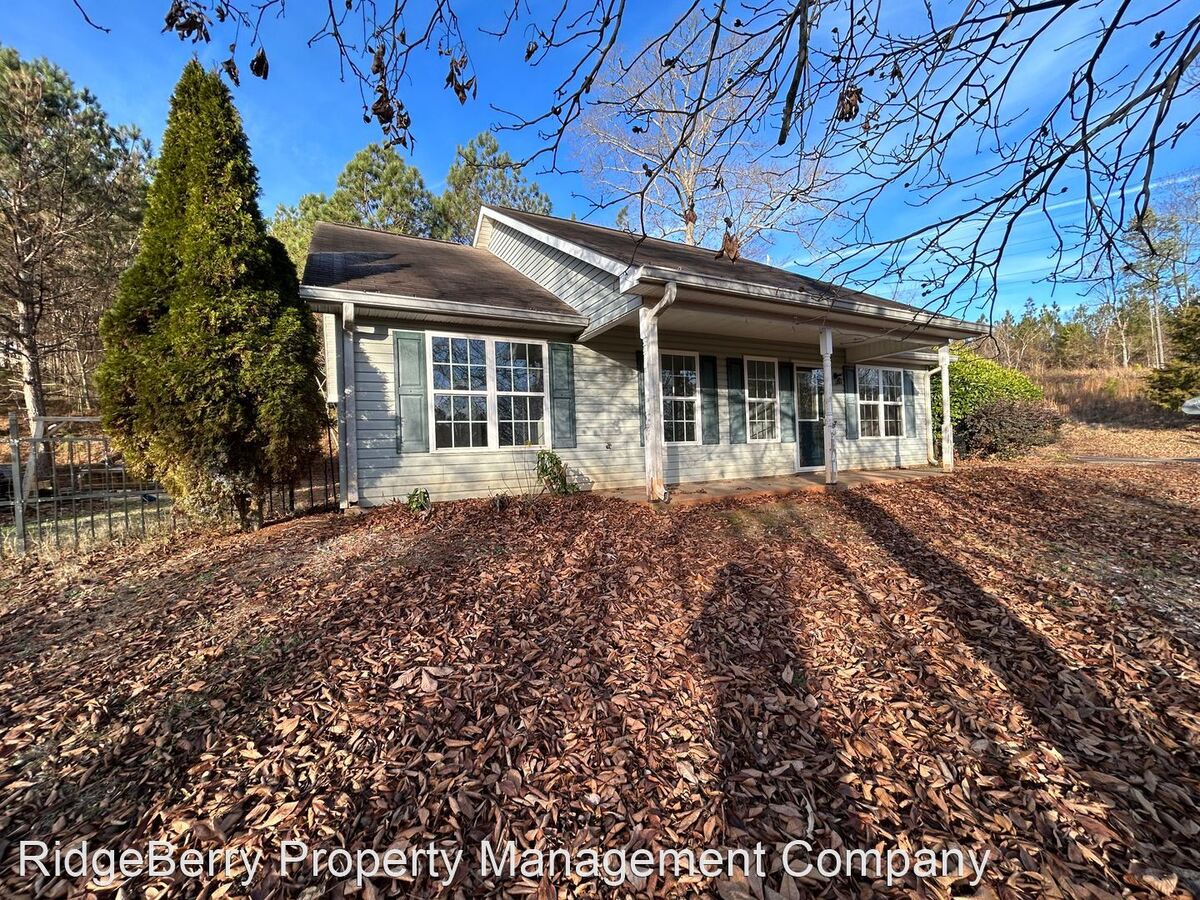 17 Windy Hill Rd SE Silver Creek, GA House for Rent