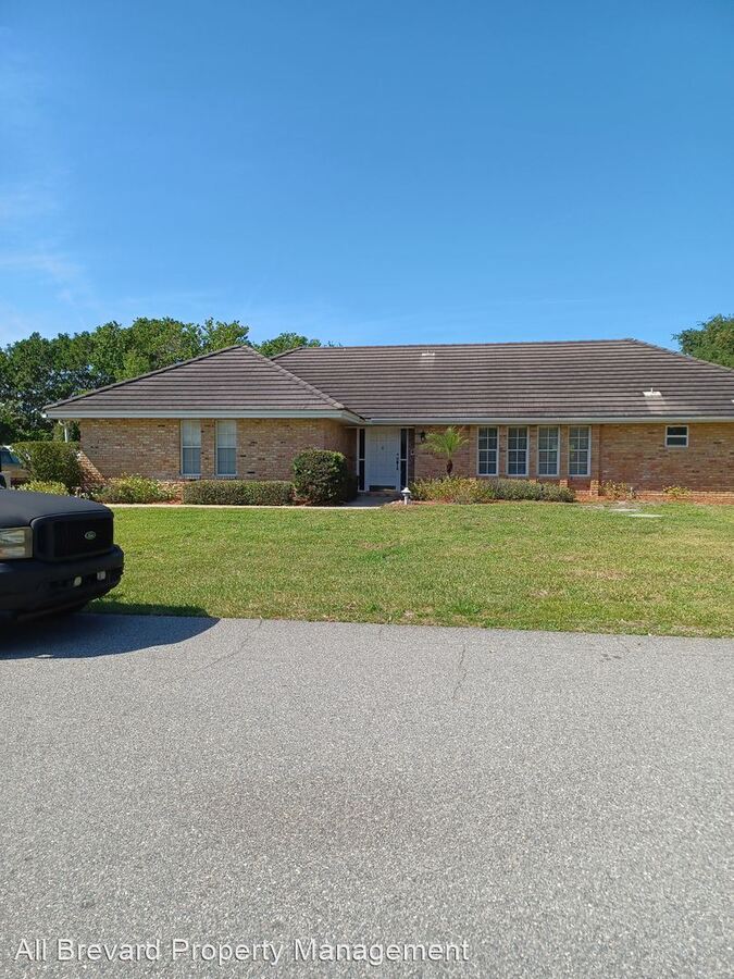 202 River Walk Dr Melbourne Beach, FL House for Rent