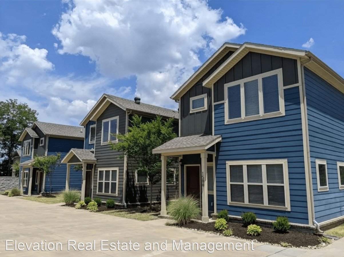 1596 Leverett Ave Fayetteville, AR Apartment for Rent