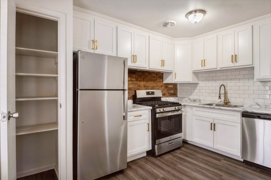 Arlington Village Apartments Indianapolis, IN Rentable