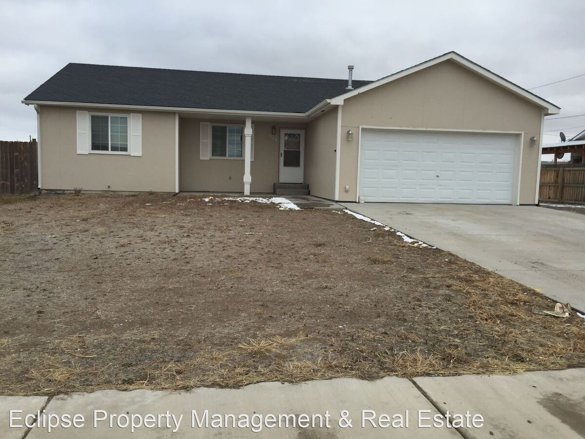 1710 Edison Ave Alamosa, CO House for Rent Rentable