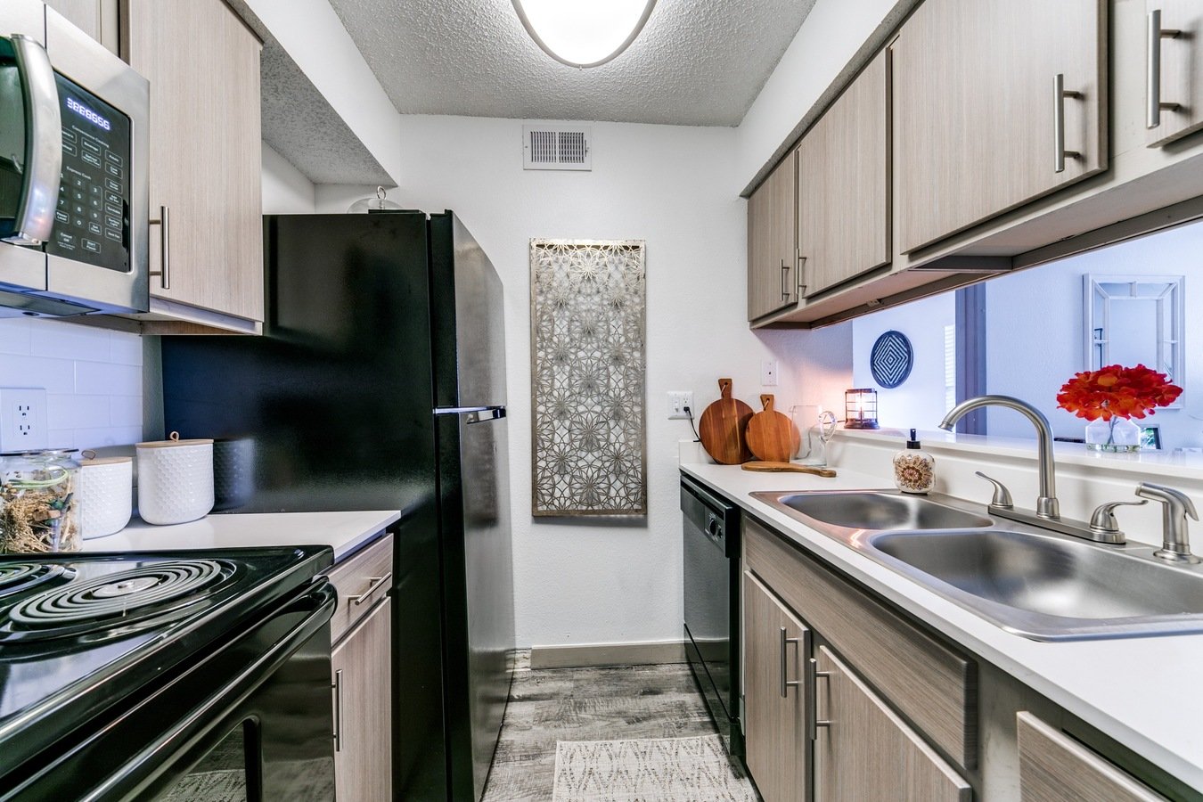 The Emerson Apartments 9900 Adleta Blvd Dallas, TX