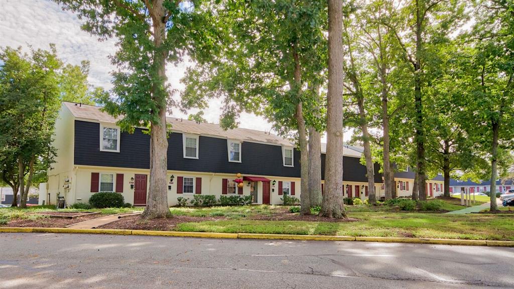 Stratford Hills Apartment and Townhomes Richmond, VA