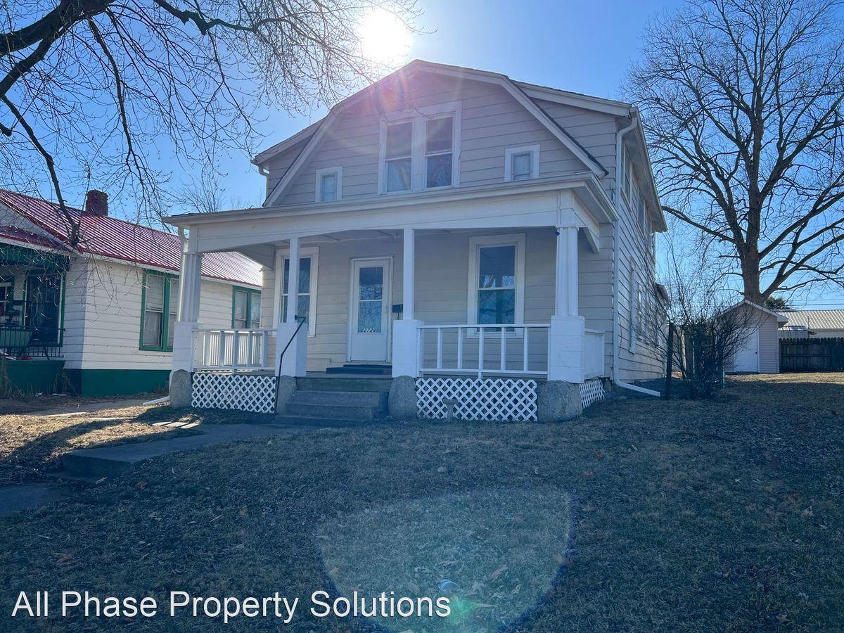 2728 Chestnut St Quincy, IL House for Rent Rentable