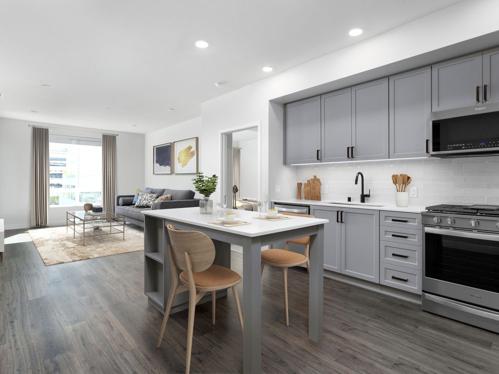 Avalon Amityville Apartments 366 Broadway Amityville, NY