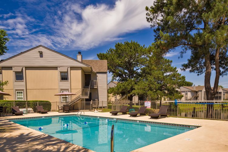 The Oaks At Lake Jackson Apartments Tallahassee, FL