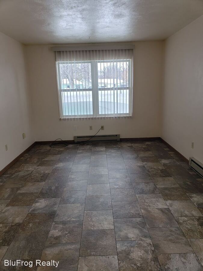 1401 Dr Jamestown, ND Apartment for Rent