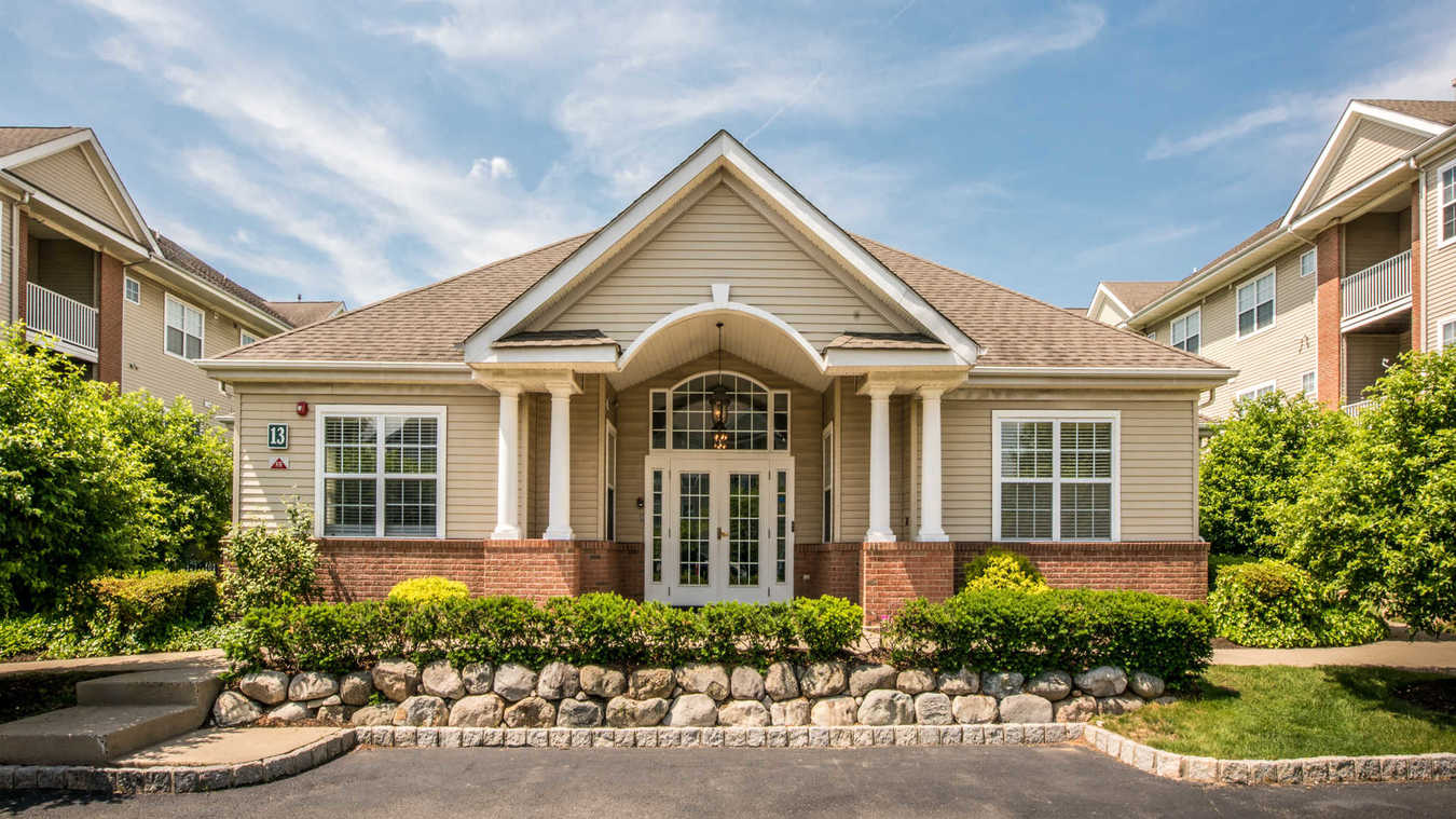 The Highlands at South Plainfield Apartments South Plainfield, NJ