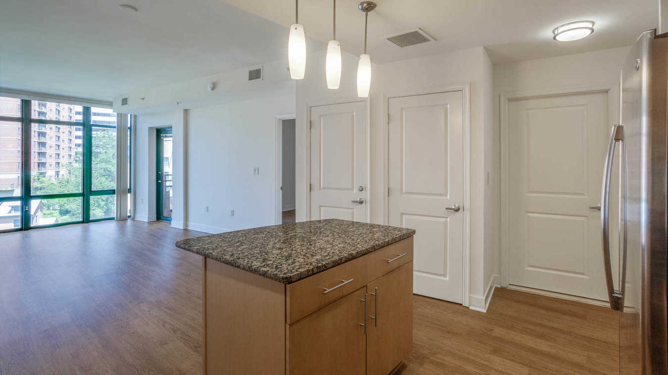 Vista On Courthouse Apartments Arlington, VA