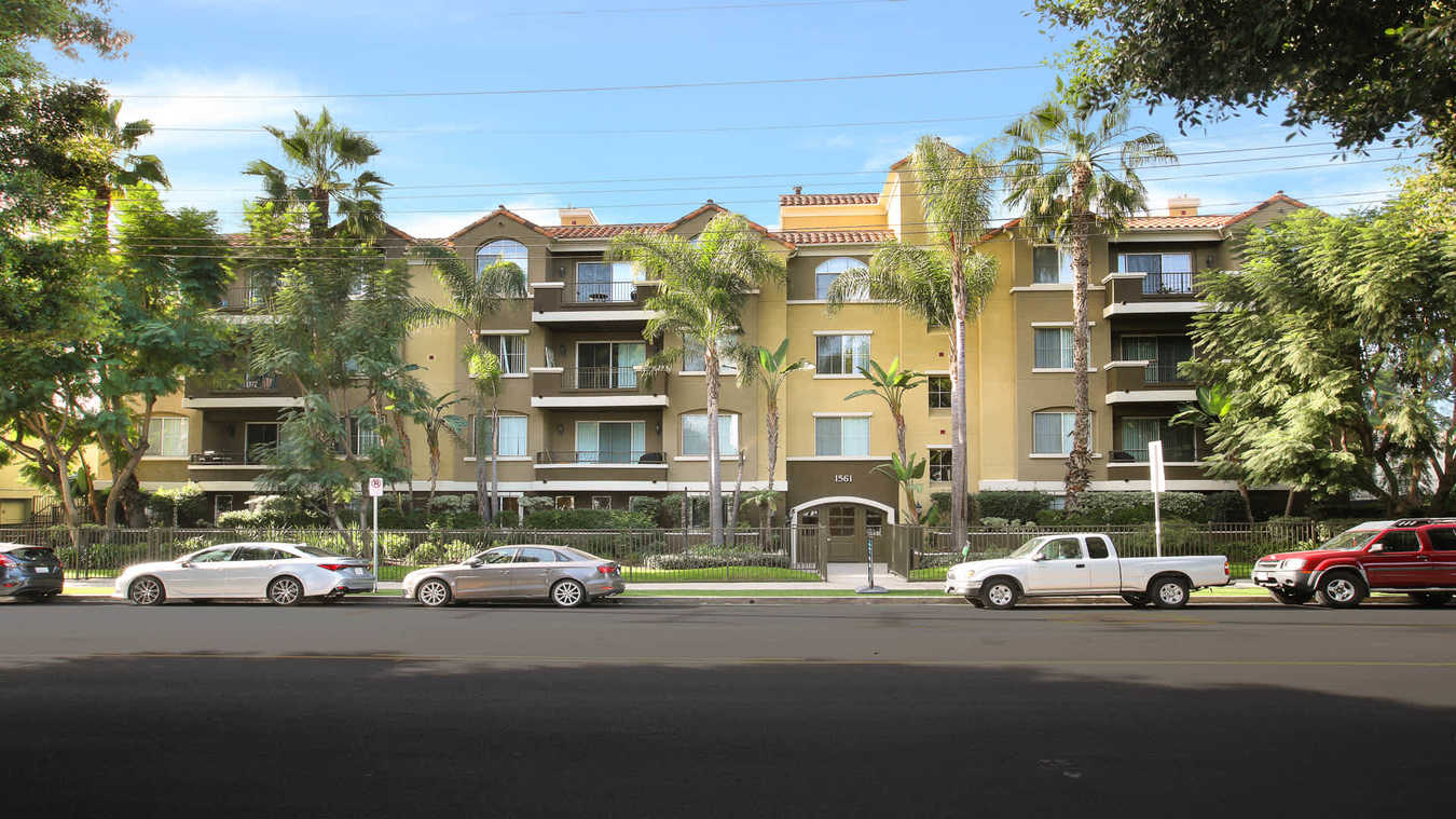 Westside on Barrington Apartments Los Angeles, CA Rentable