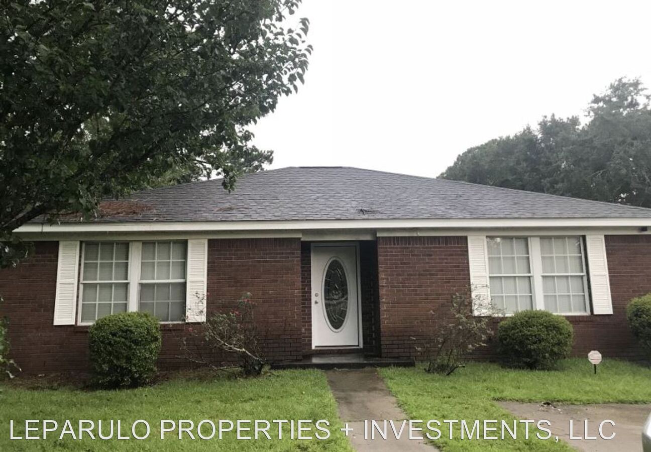 112 Chapel Dr Tallahassee, FL Apartment for Rent Rentable