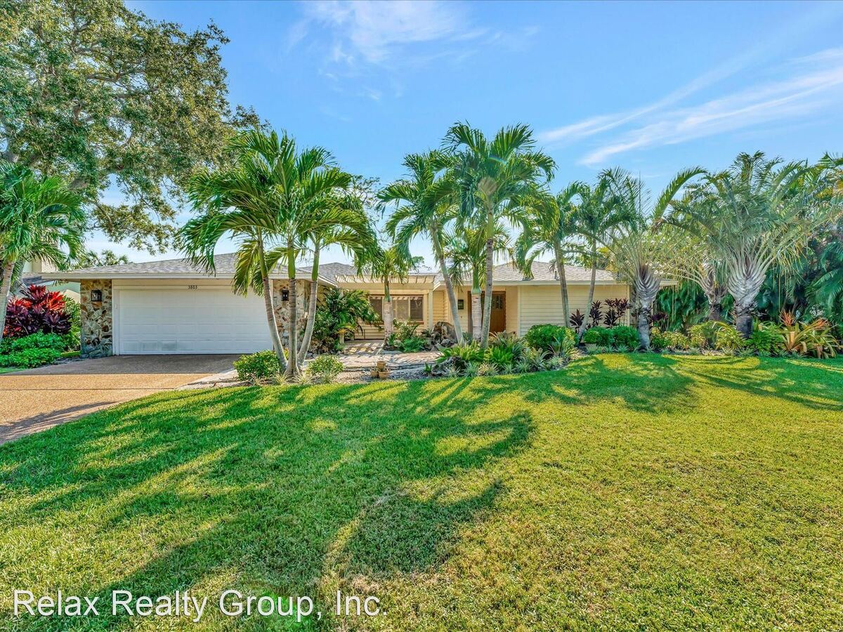 3803 Avenida Madera Bradenton, FL House for Rent Rentable