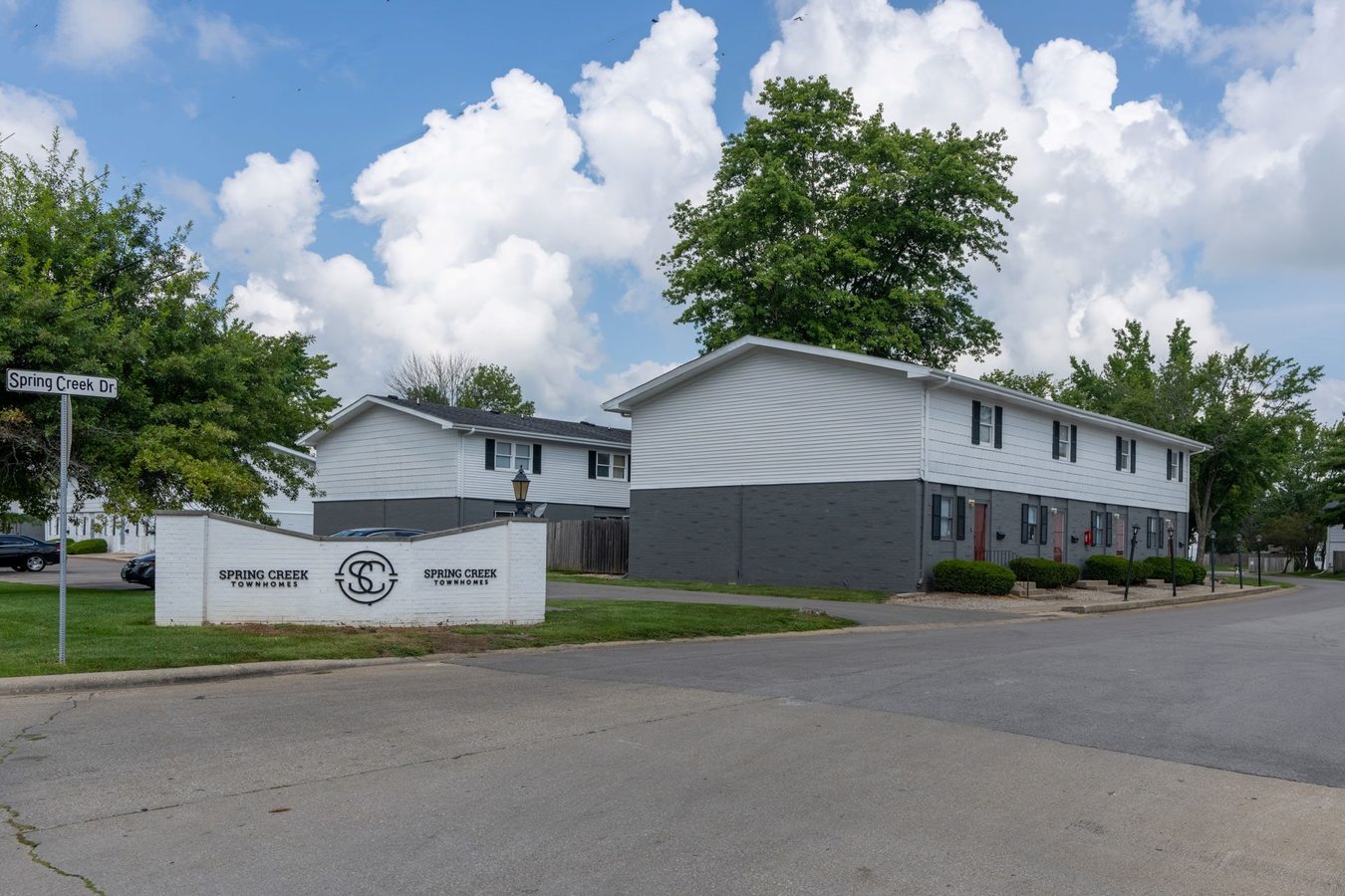 Spring Creek Townhomes Apartments Springfield, IL Rentable