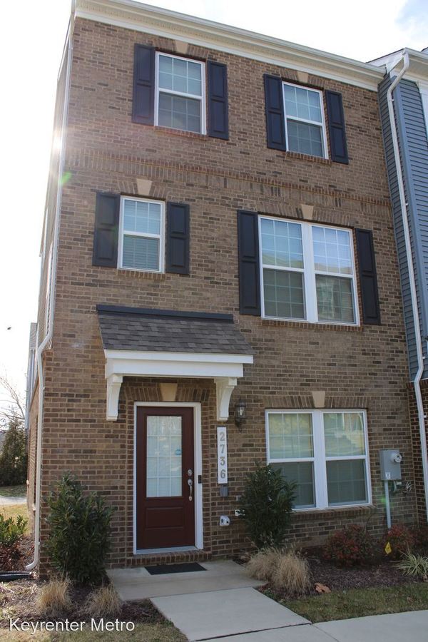 2736 Pinebrook Rd Landover, MD House for Rent Rentable