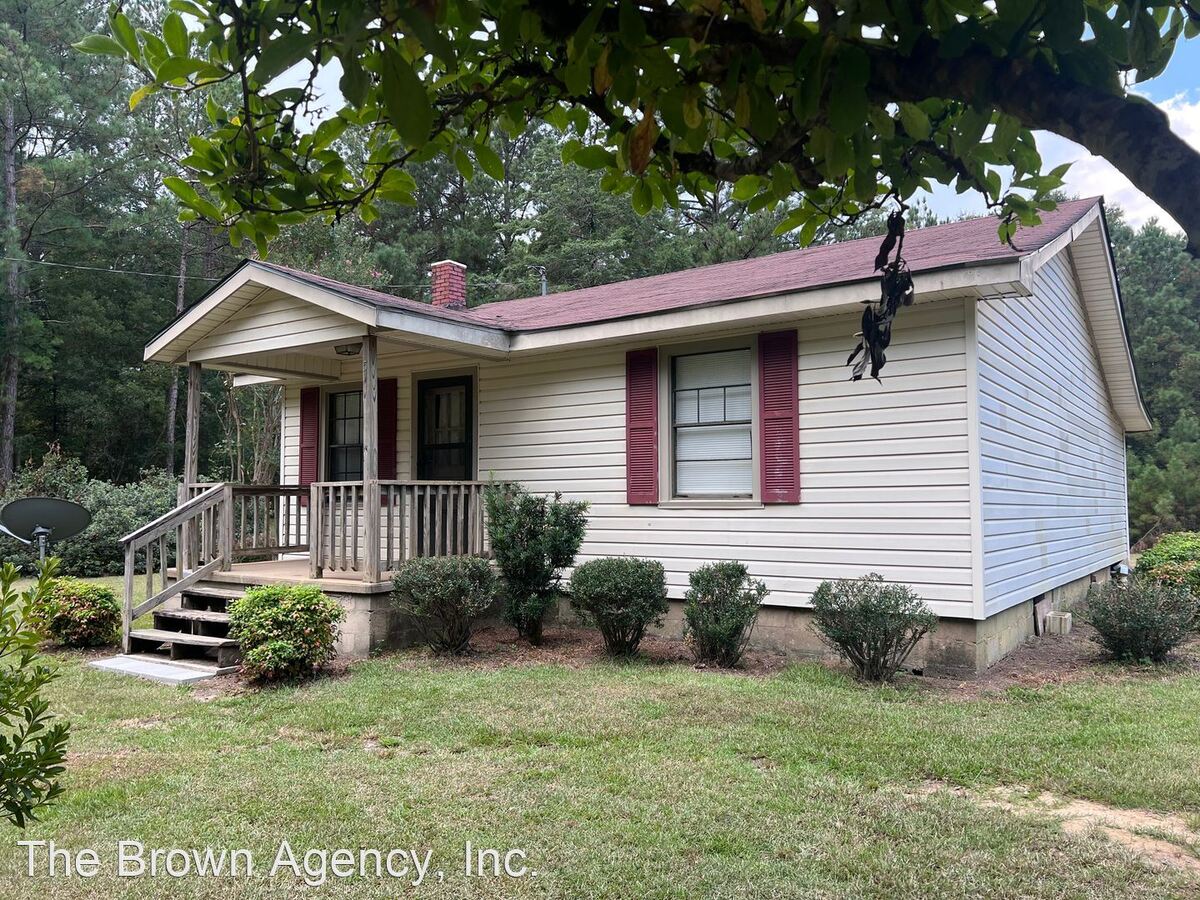 1215 Connection Rd Notasulga, AL House for Rent Rentable