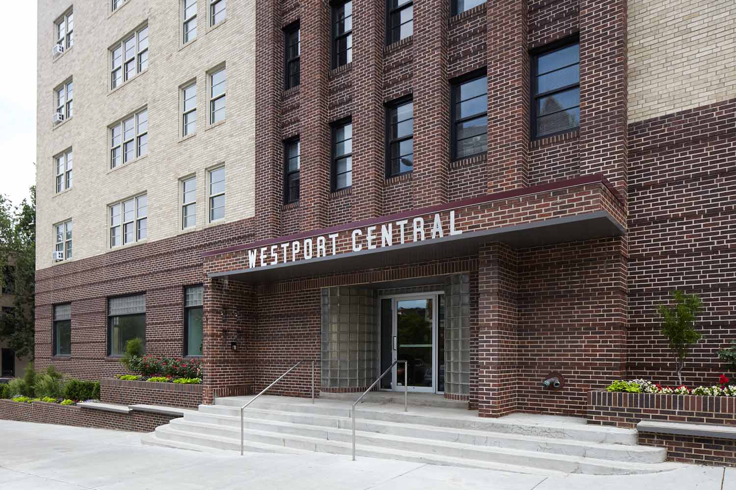Westport Central, Kansas City (see pics & AVAIL)