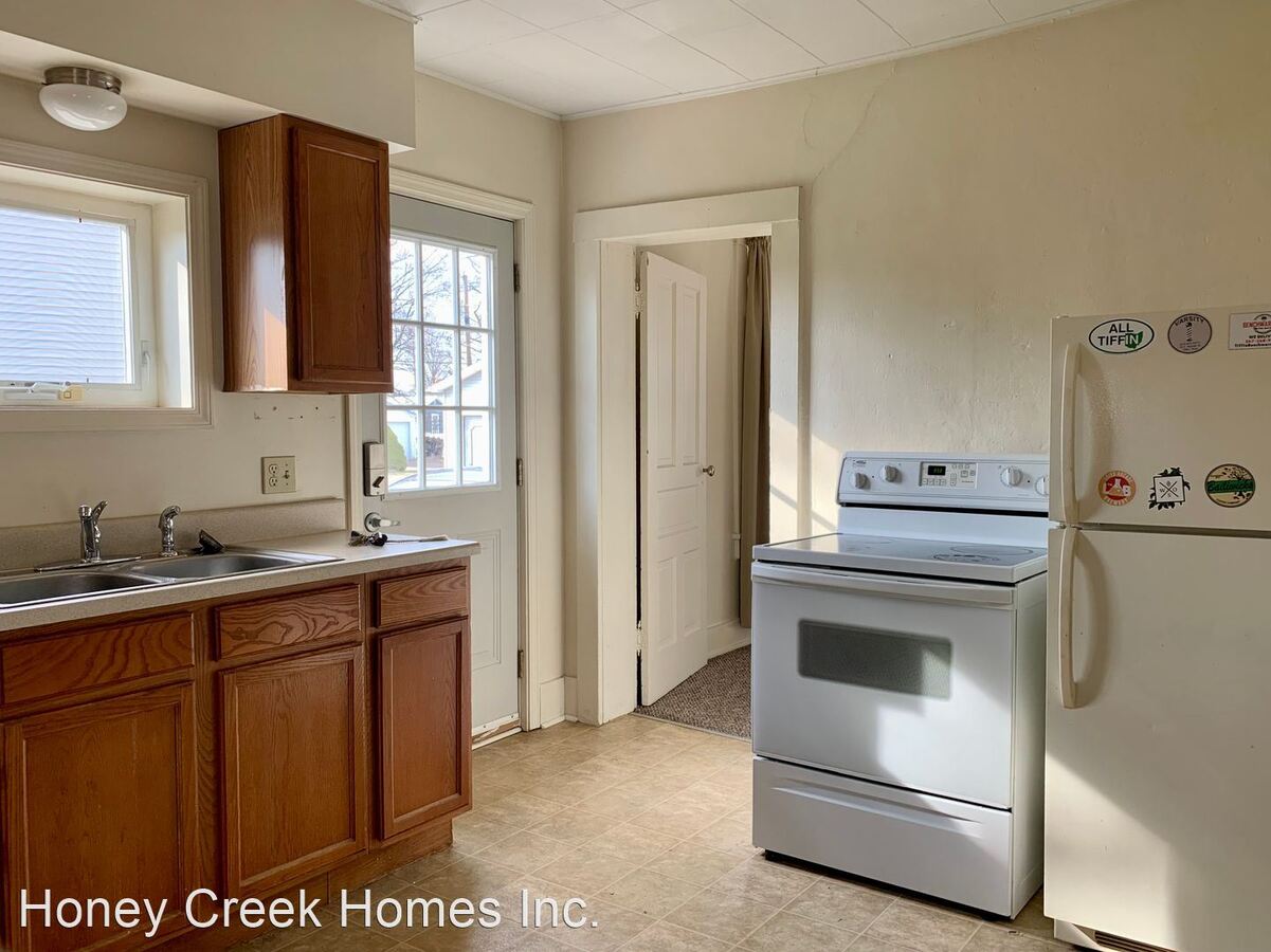 386 S Washington St Tiffin, OH Apartment for Rent Rentable