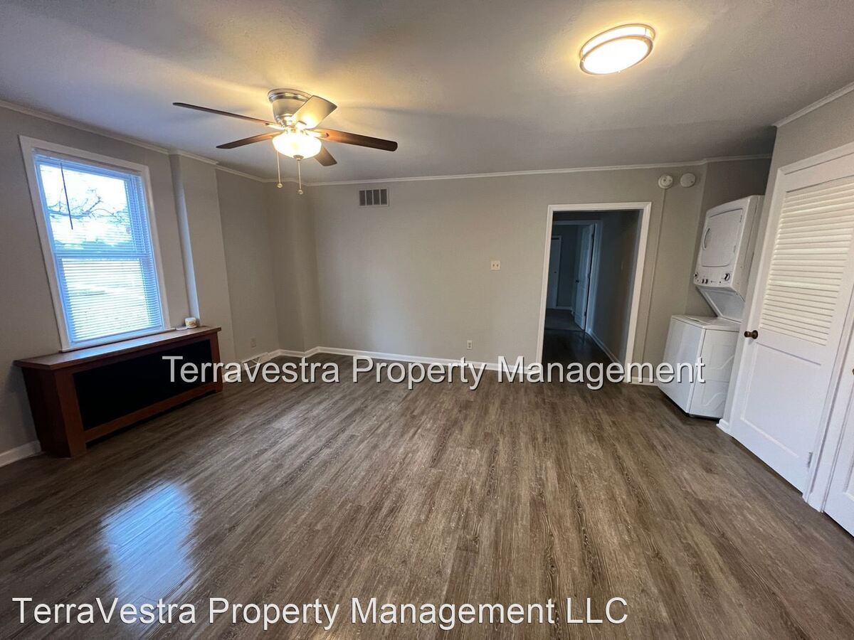 407 Southwest Blvd Landisville, NJ Apartment for Rent