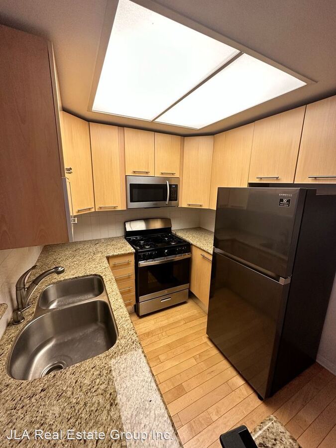 One Bedroom Updated In A Quiet Location And... Apartments Los Angeles, CA