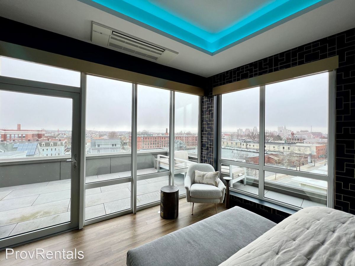 1290W Apartments 1290 Westminster St Providence, RI