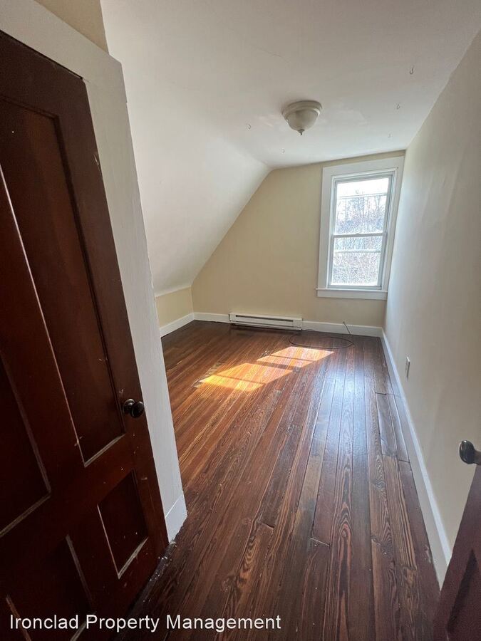 146148 Grand St Middletown, CT Apartment for Rent Rentable