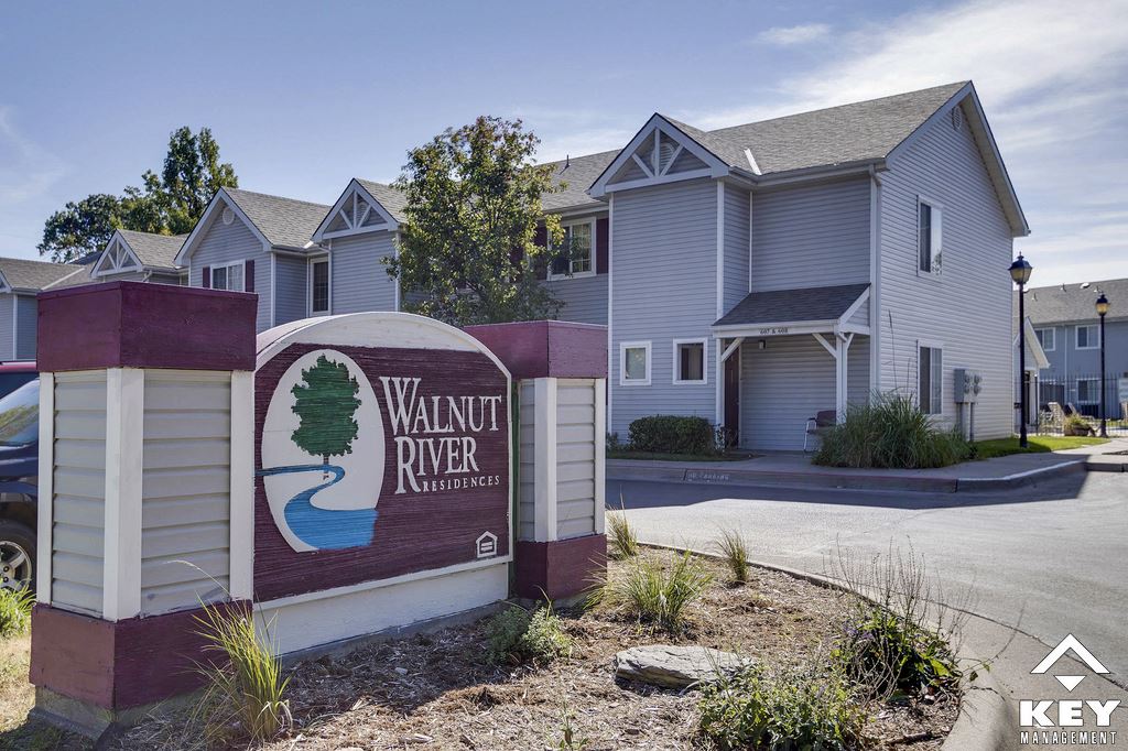 Walnut River Residences Apartments El Dorado, KS Rentable