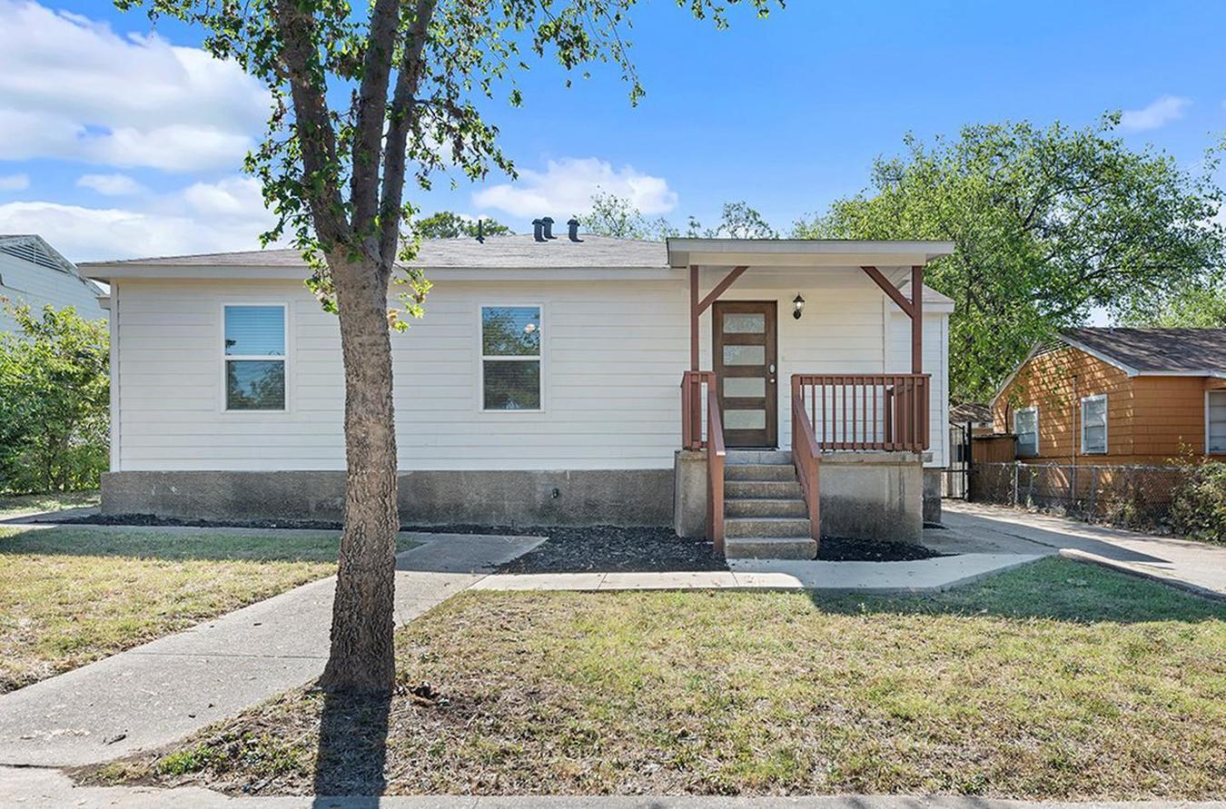 3338 Emmett St Dallas, TX House for Rent Rentable