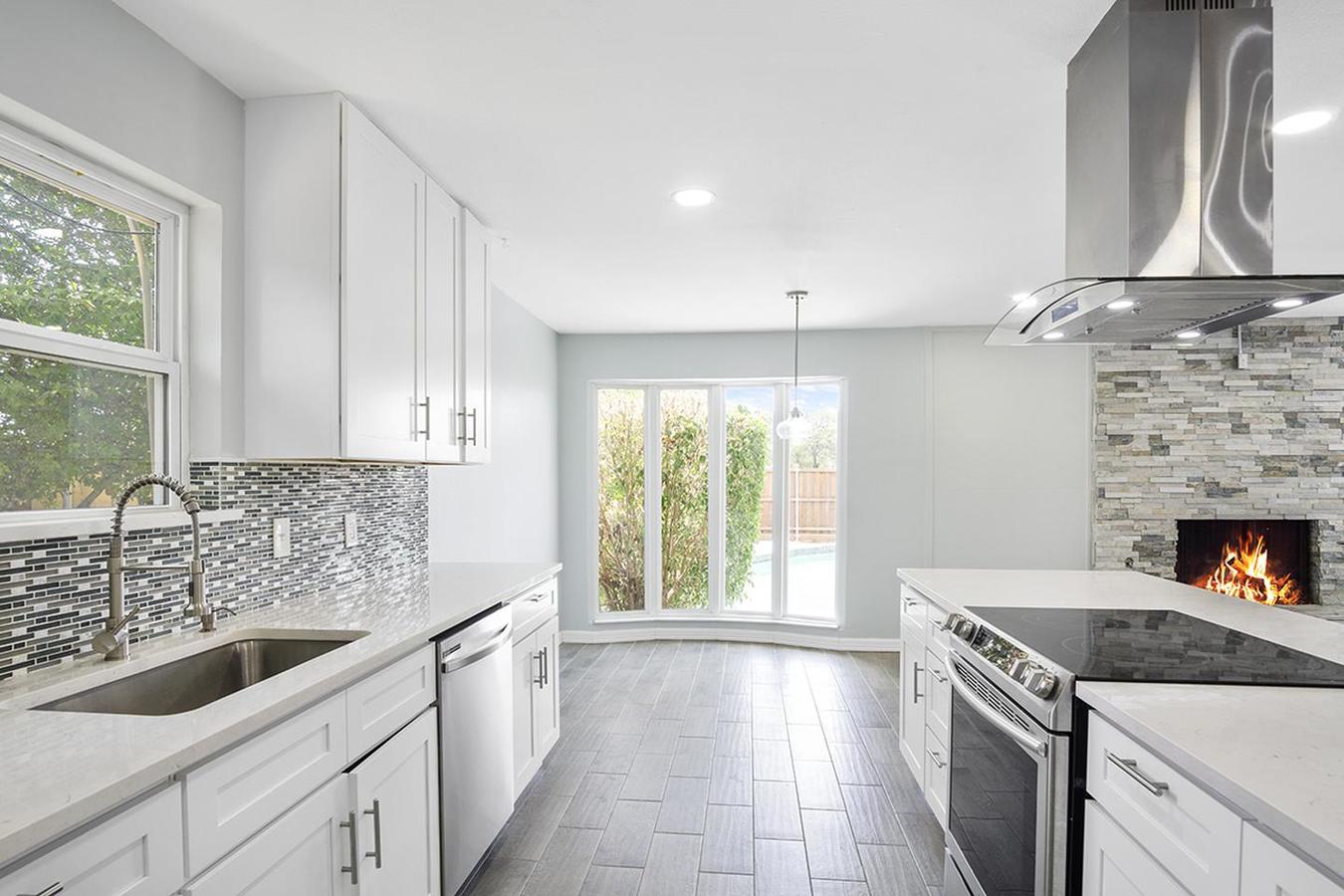 Lavishly remodeled Plano home with fenced yard &... Apartments Plano, TX