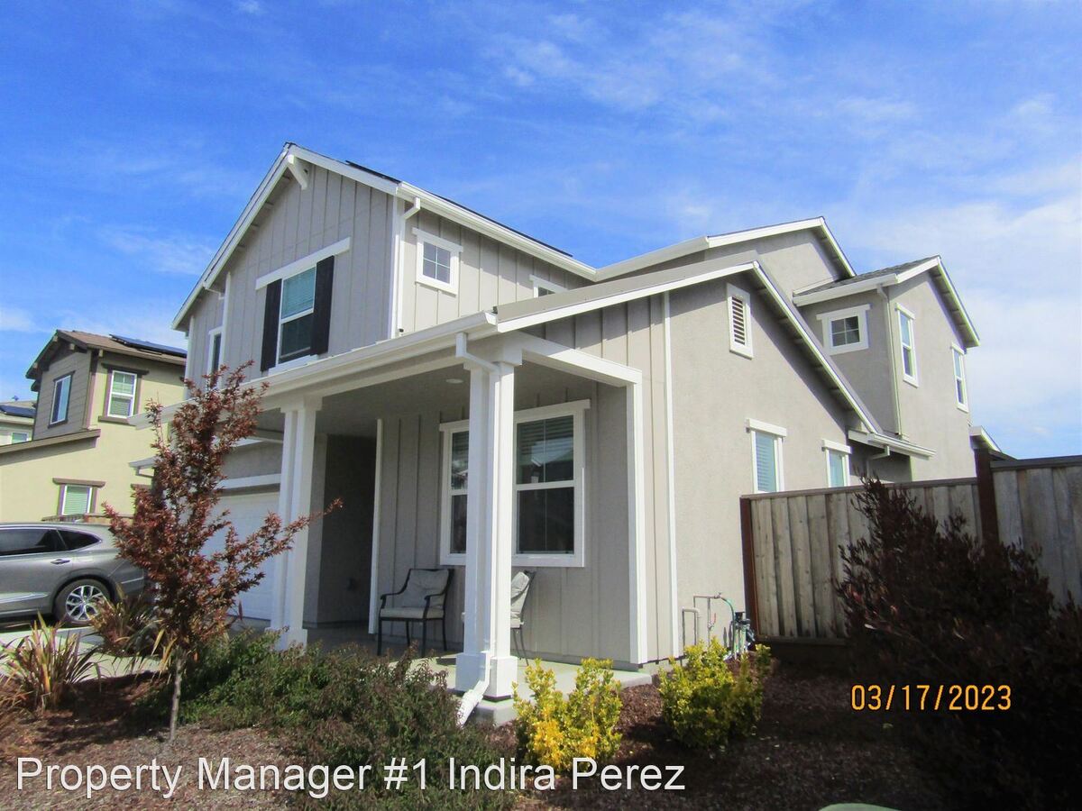 1490 Oak Cir Rohnert Park, CA House for Rent Rentable