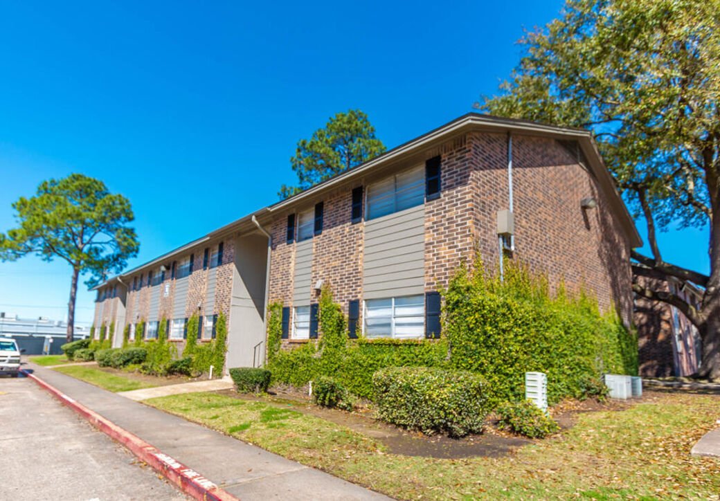 Landmark Apartments 3155 French Rd Beaumont, TX Rentable