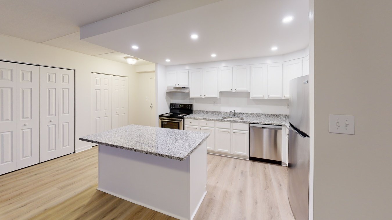 Essex House Apartments 5701 Centre Avenue Pittsburgh, PA