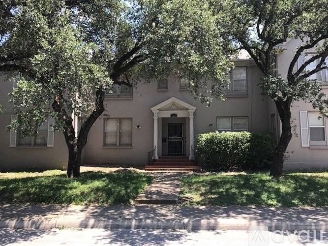 424 East Ashby Place, Unit Ashby Apt 1 San Antonio, TX Apartment for Rent