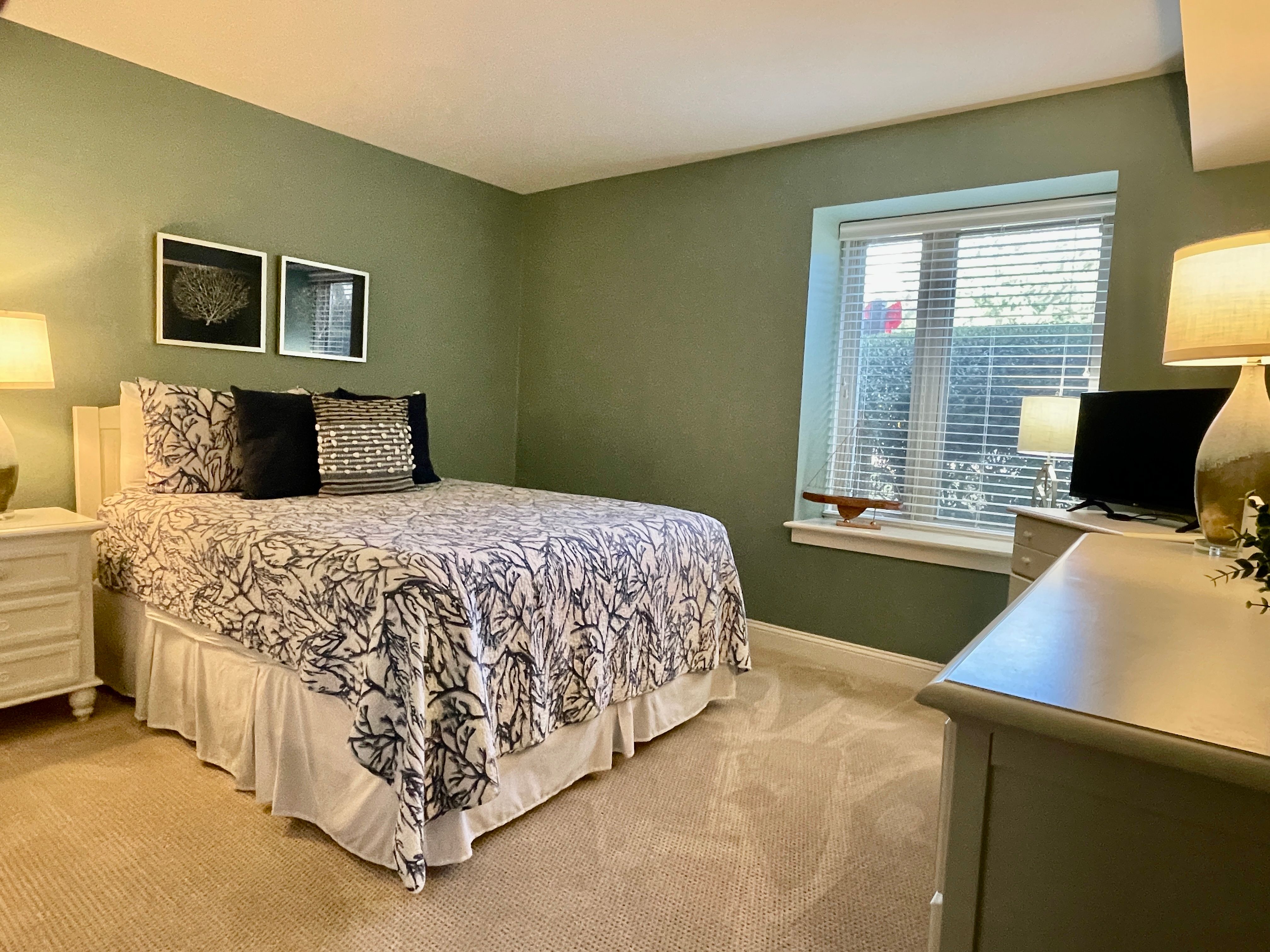 1650 Bluff Villas host2coast