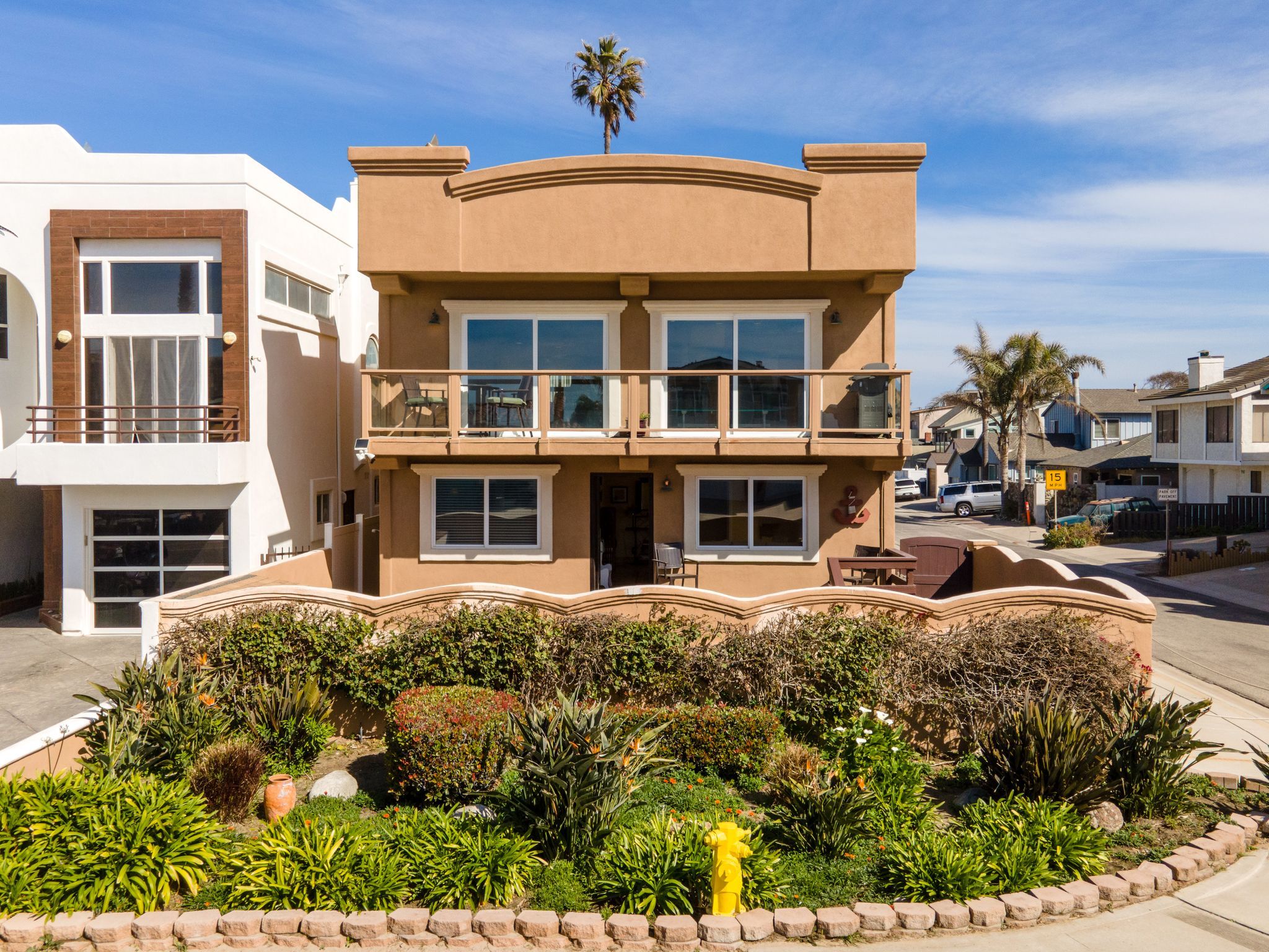 1200O Strand By Me RE/MAX Gold Coast Property Management