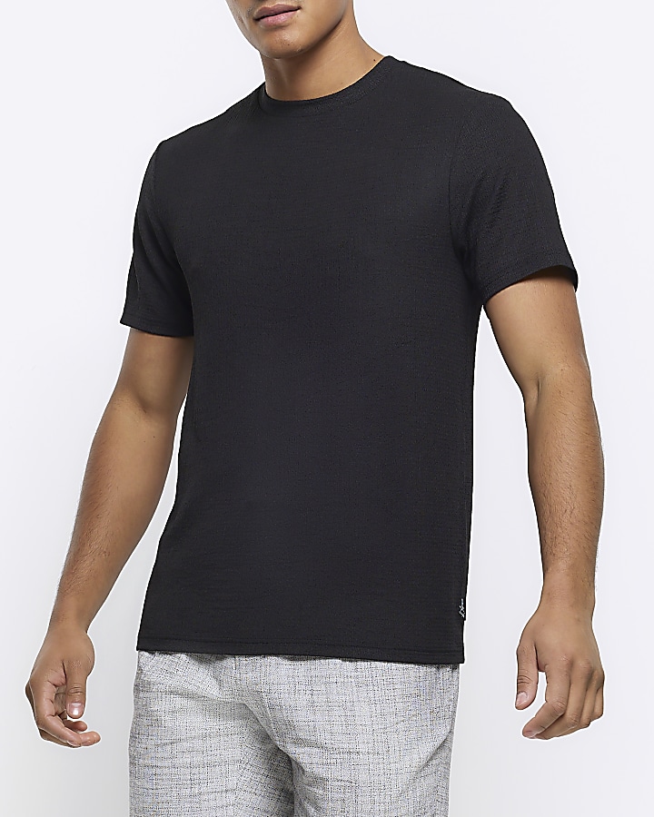 Black regular fit plisse smart tshirt River Island