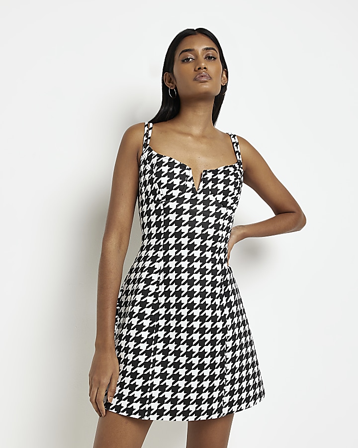 Black dogtooth slip mini dress River Island