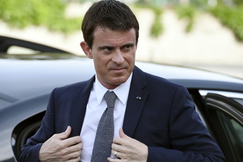 Loi Macron Manuel Valls veut gagner du temps avec un
