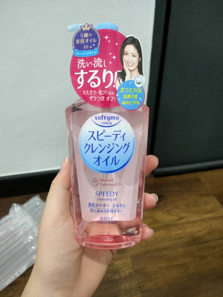 9 Cleansing Oils, Balms & Liquids To Get In Malaysia That Actually Work