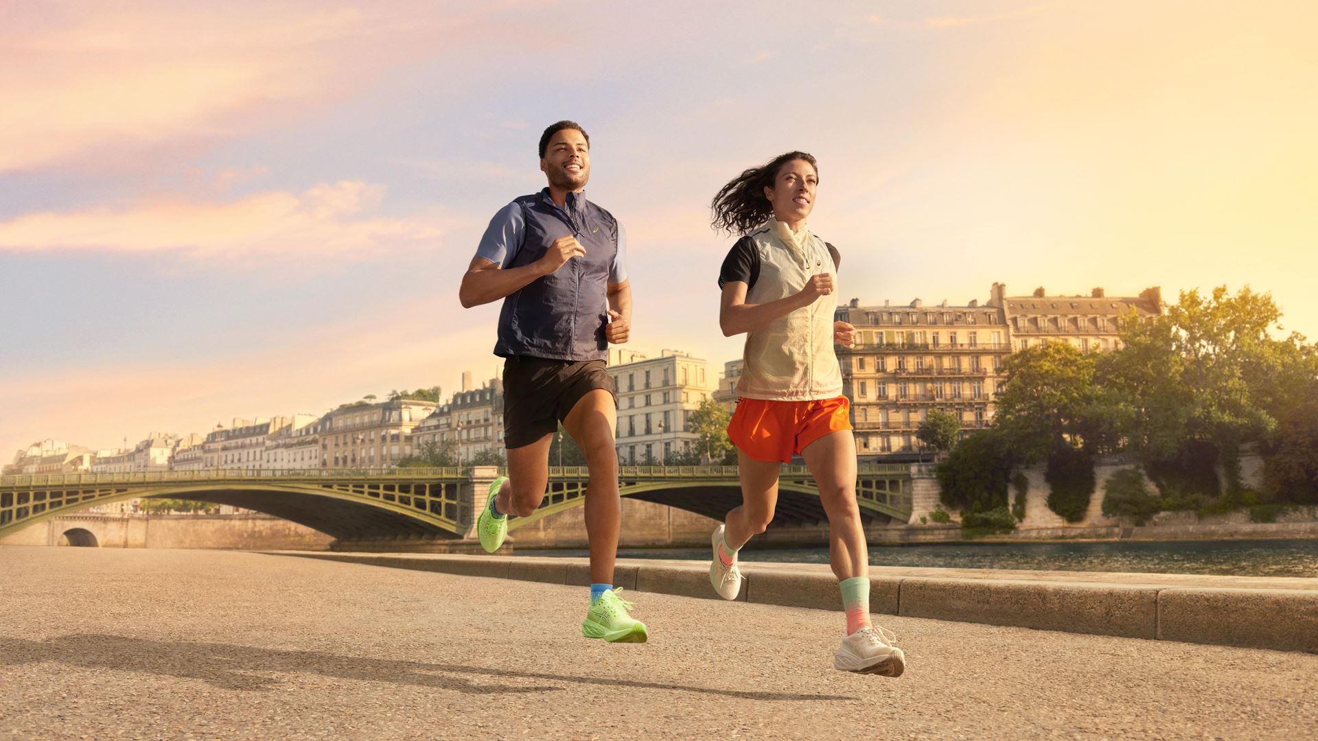 These Stylish Trainers Come With A Bouncy Foam To Help You Run Faster