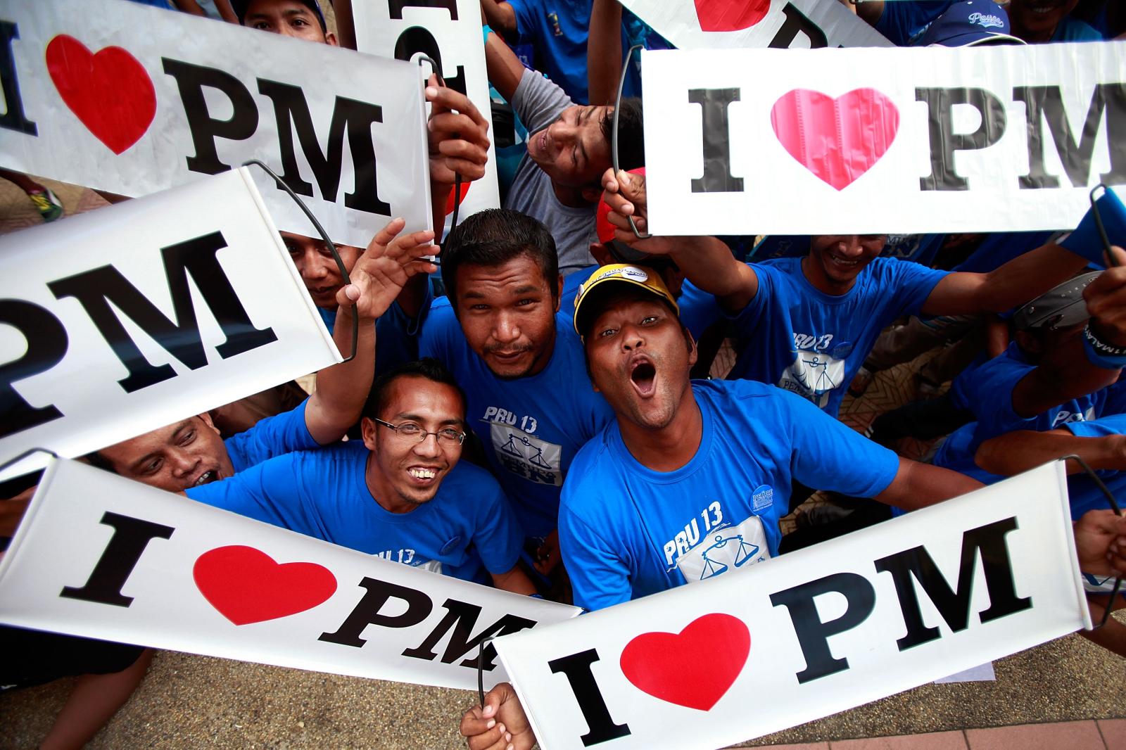 16 Gripping Election Photos to See