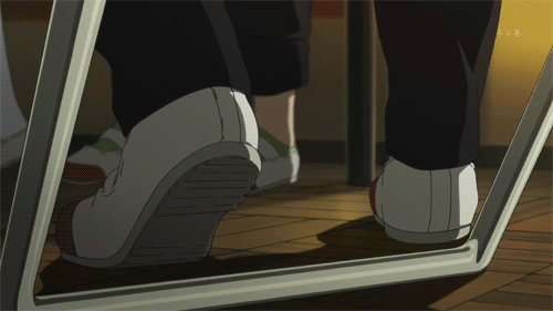 The Science Behind Why Even Our Parents Can't Stop Us From Shaking Our Legs