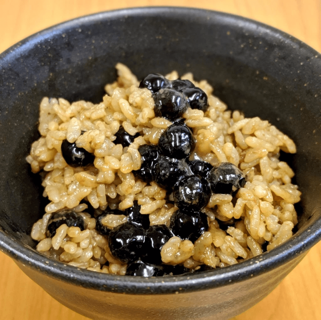 Japanese Man Makes Rice With Boba And Pearls And We Don't Know How To Feel