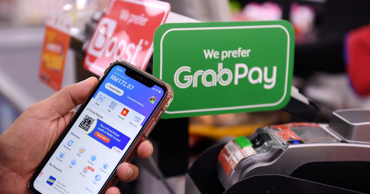 Hair And Beauty Salons To Reopen After 84 Days Of MCO. Here Is The SOP