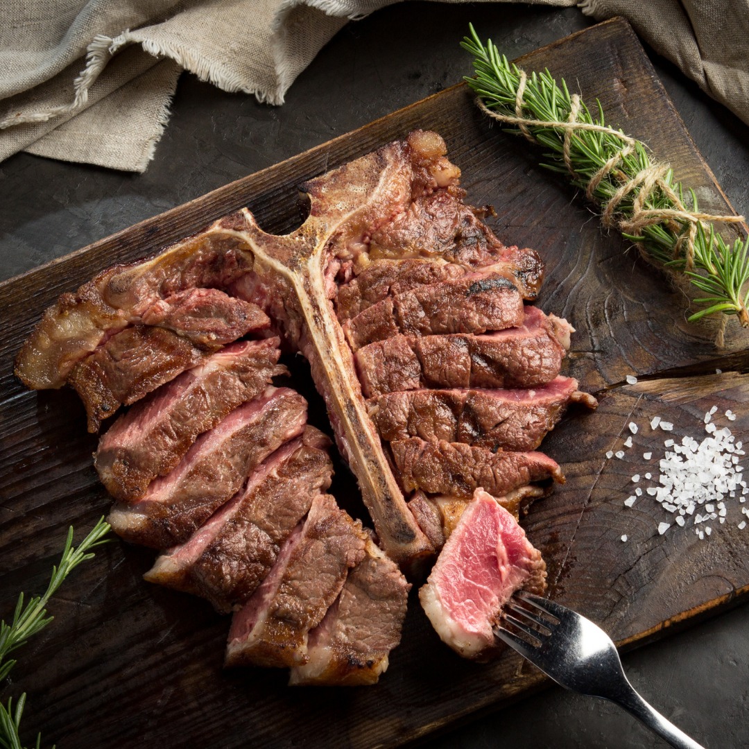 [REVIEW] Maria's Steak Cafe Serves The First Sizzling Porterhouse In