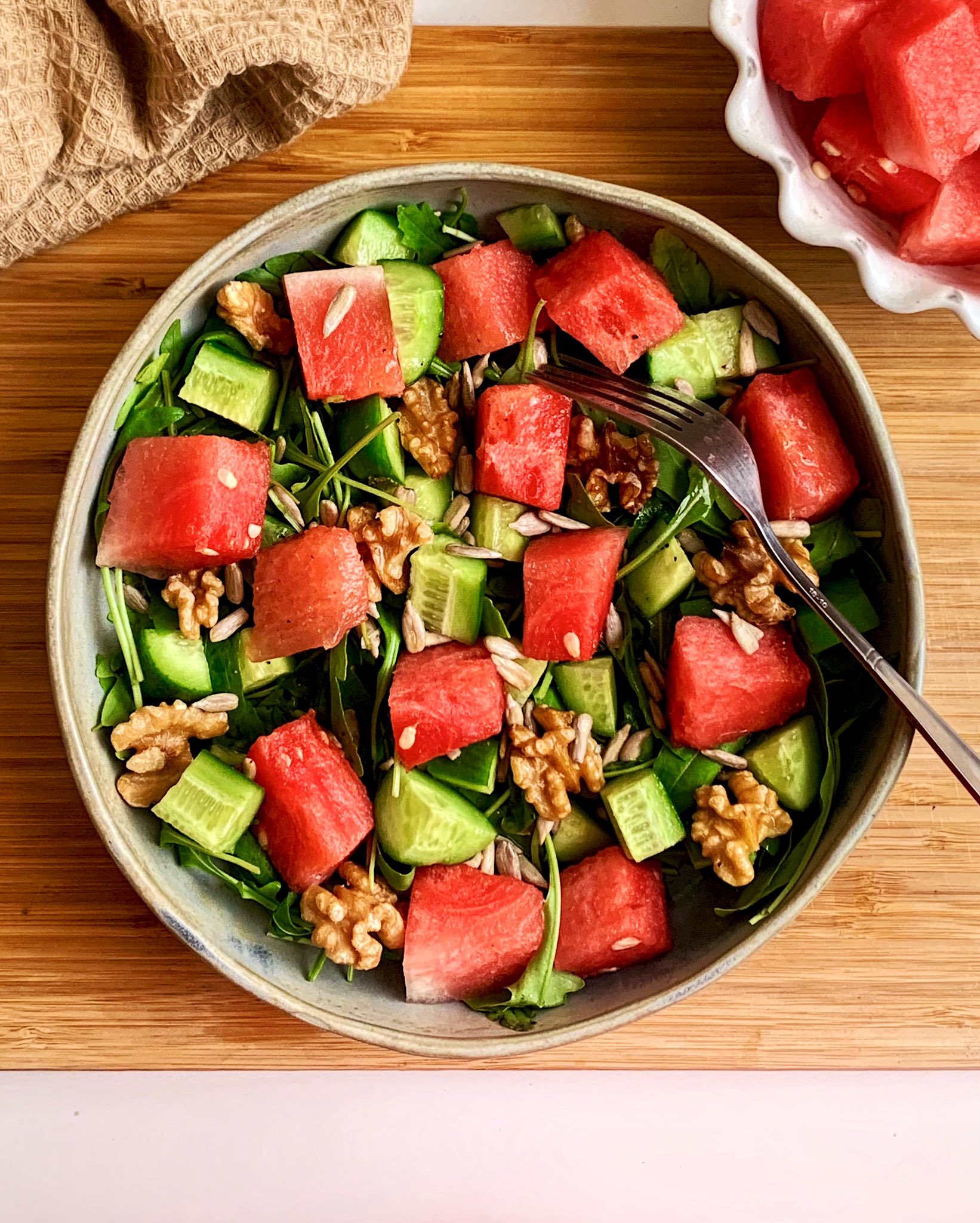 12 Resepi Salad Mudah, Unik & Sedap