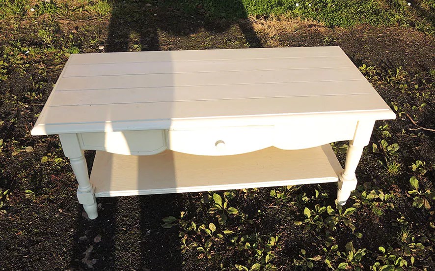 Old white painted wooden coffee table Selency