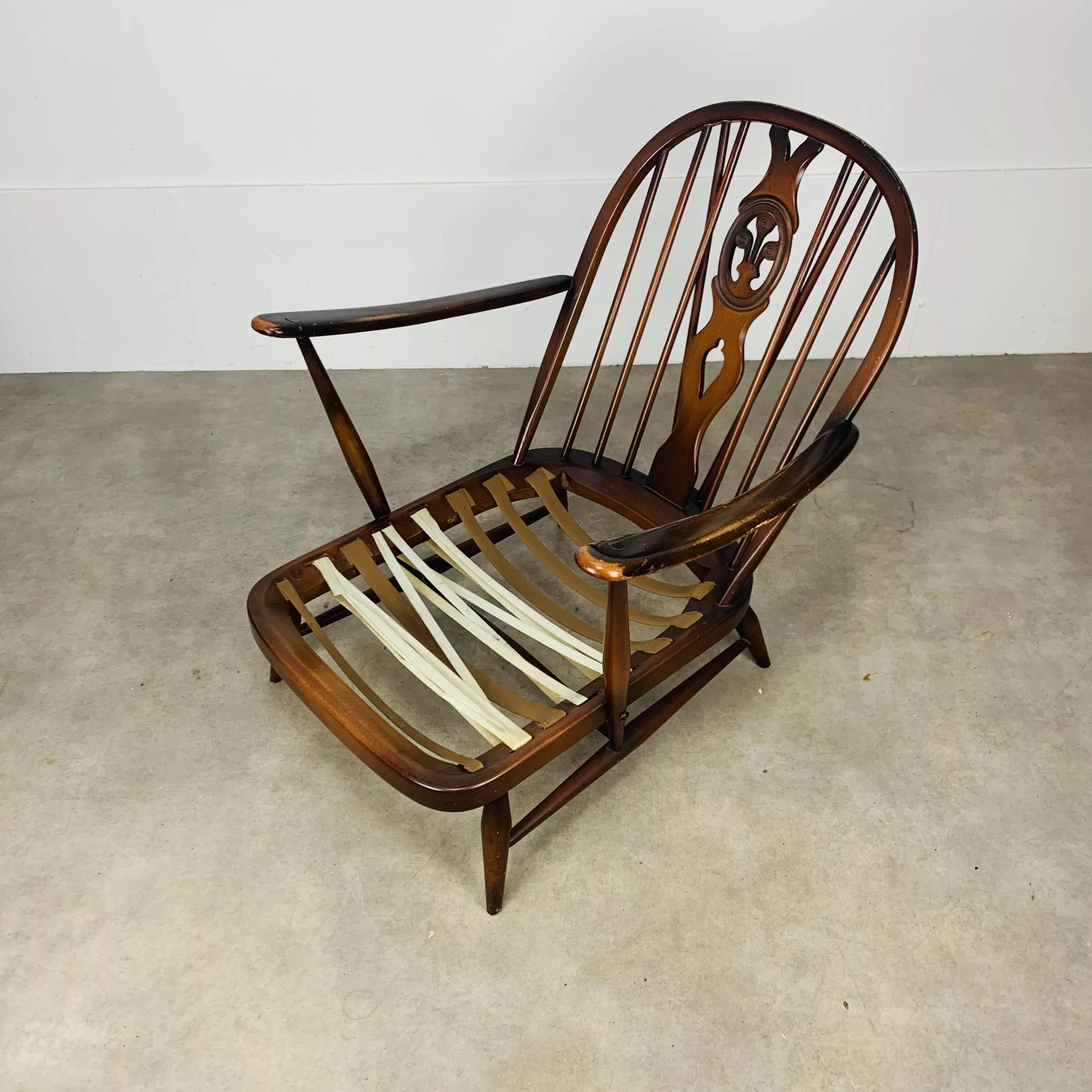 Fauteuil Ercol Windsor à restaurer Selency