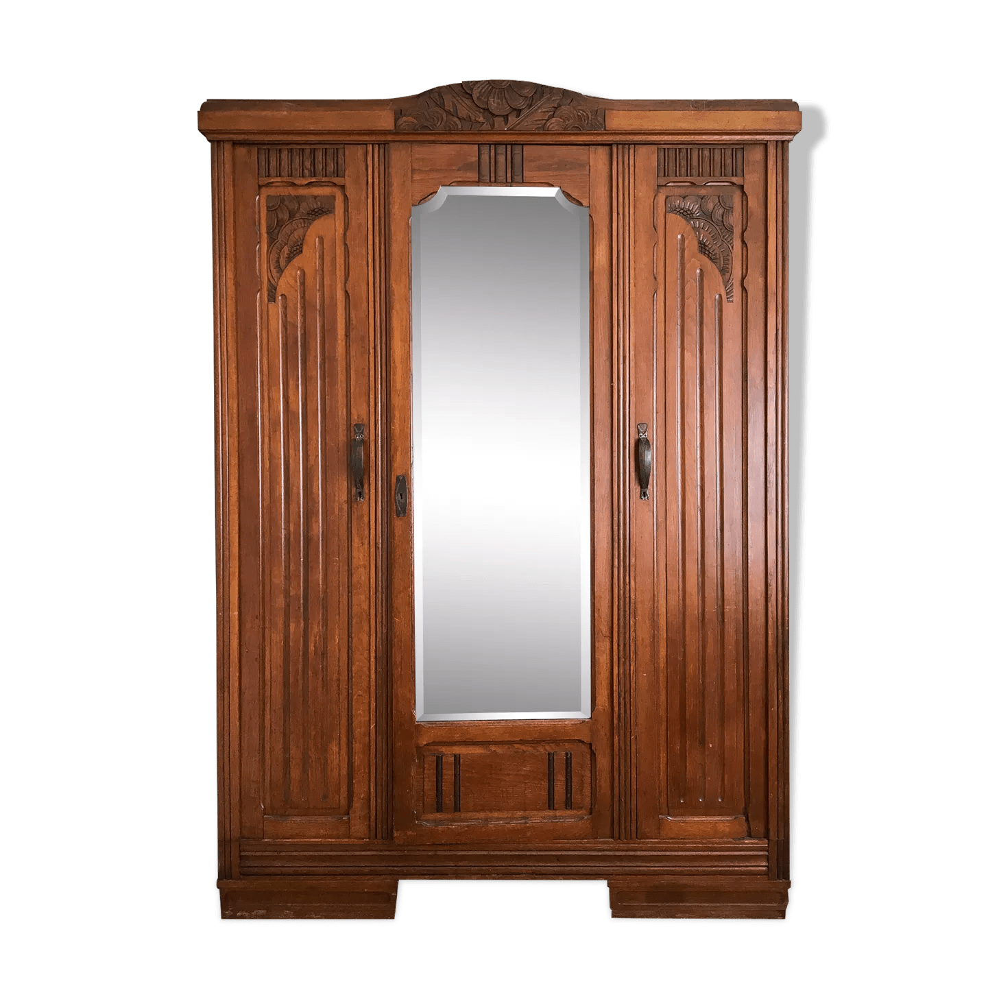 Armoire ancienne bois massif trois portes miroir vintage Selency