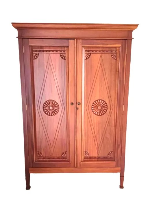 Armoire en merisier massif style armoire bretonne Selency