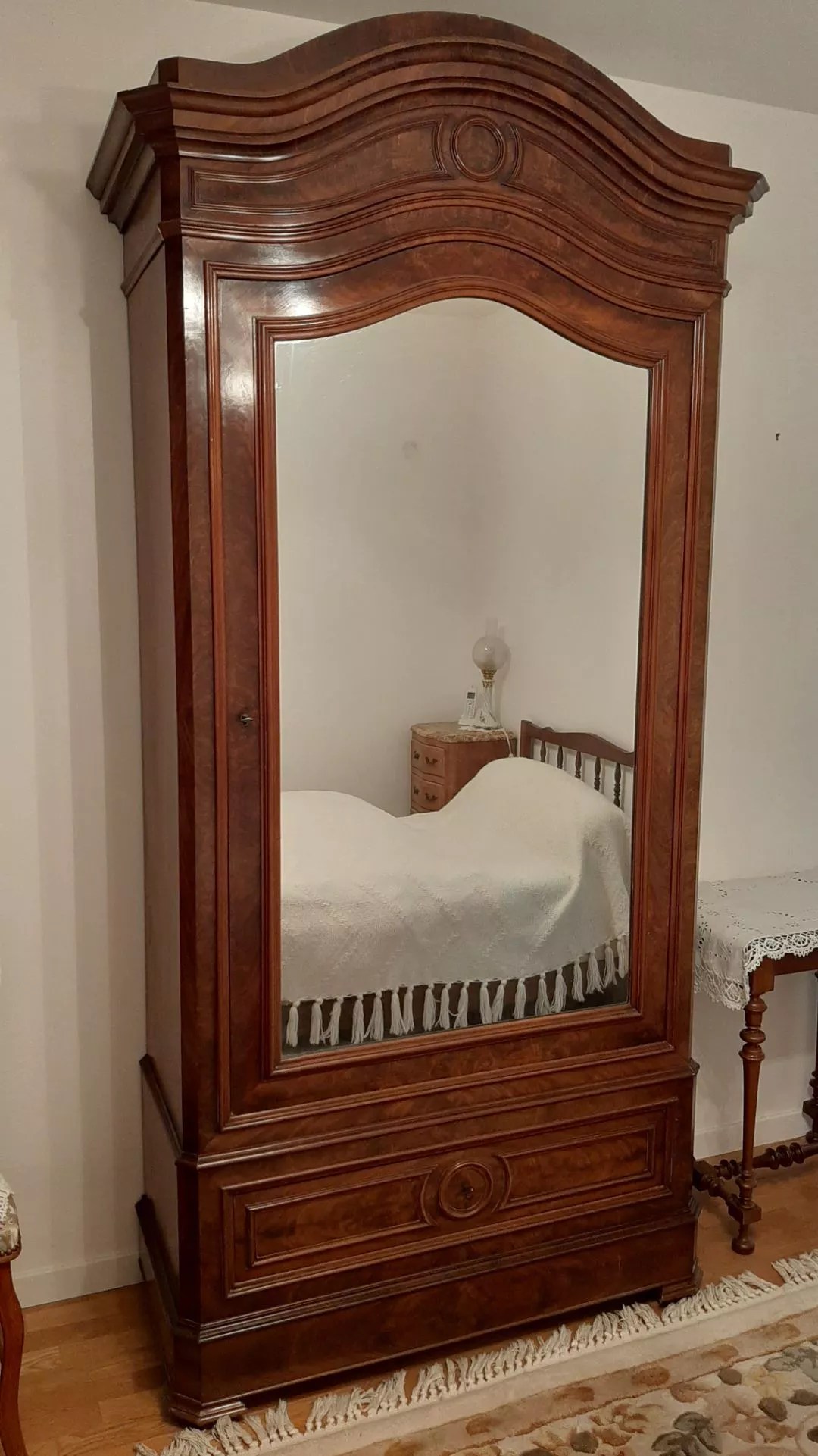 Armoire à glace style Louis Philippe Selency